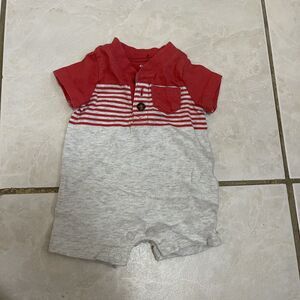 1233. Carter's  One Piece Size Newborn